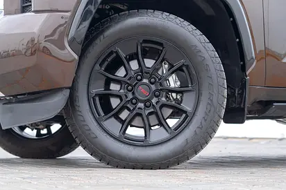 2024 Toyota TUNDRA 照片 5