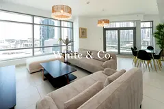 Boulevard | Large Layout | Downtown View