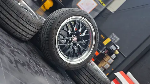 HRE 20 Wheels - Dunlop SP Sport MAXX Tires