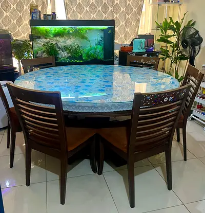 Dining Round Table 6 seater