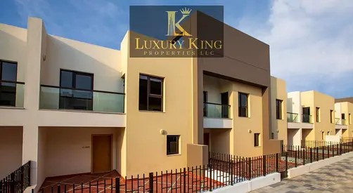 FULLY FURNISHED 3 BEDROOM DUPLEX TOWNHOUSE