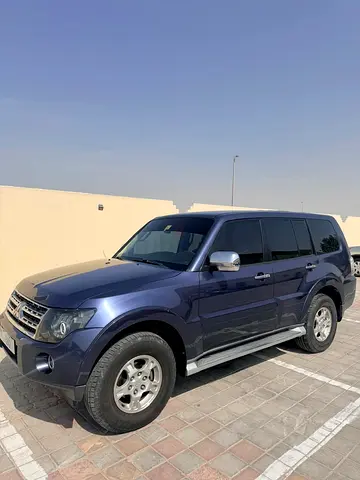 MITSUBISHI PAJERO 2009 Model