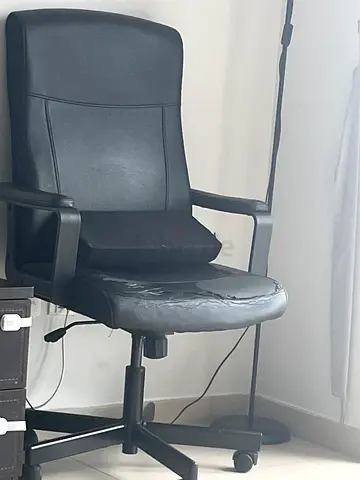 Desk chair