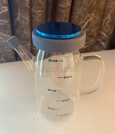 Oil measurement bottle
