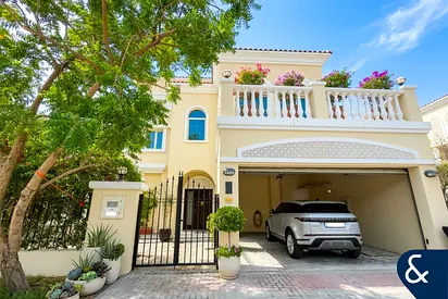 VOT | Internal | Large Private Garden