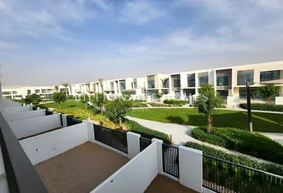 Single Row | Ready to Move in | Prime Location