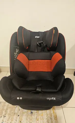 High-Quality Car Seat for Infants and Toddlers ( Giggles)