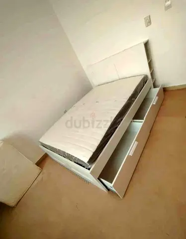 IKEA brimnessqueen size 160×200cm bed frame with headboard+ 4 big storage drawers with IKEA mattress
