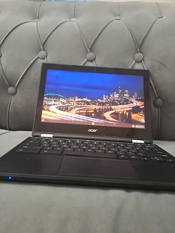Acer Laptop in Good Condition