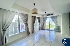 Upgraded Kitchen | 4E | Single Row
