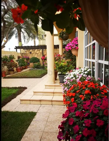 ​في خدمتكم  (تكييف، كهرباء، كاميرات، أجهزة منزلية ومعدات كهربائية) التواصل: 0555688286