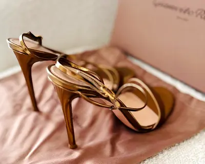 Gianvito Rossi Manhattan metallic gold sandals heels Authentic