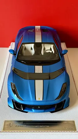1/18 Ferrari 812 Competizione DIECAST MODEL CAR