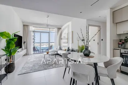 Deluxe Seaview and Direct Beach Access