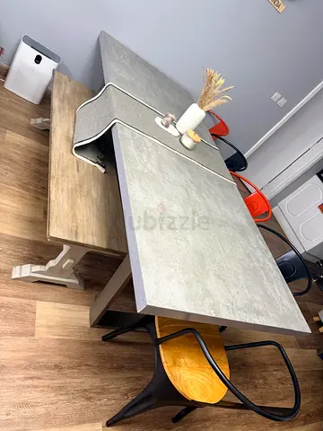 Dining table 10 seats