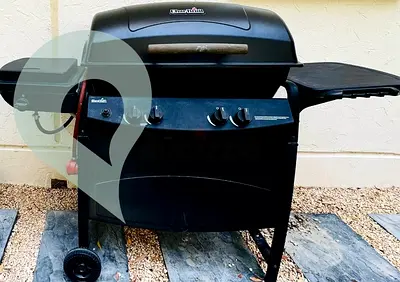 Char-Broil 3-Burner Gas BBQ + Side Burner