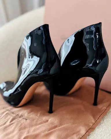 Gianvito Rossi posh ankle boots heels Authentic
