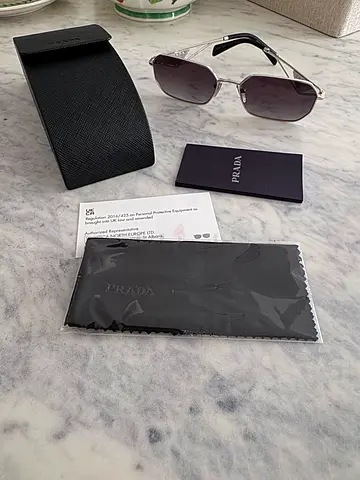 Prada sunnies