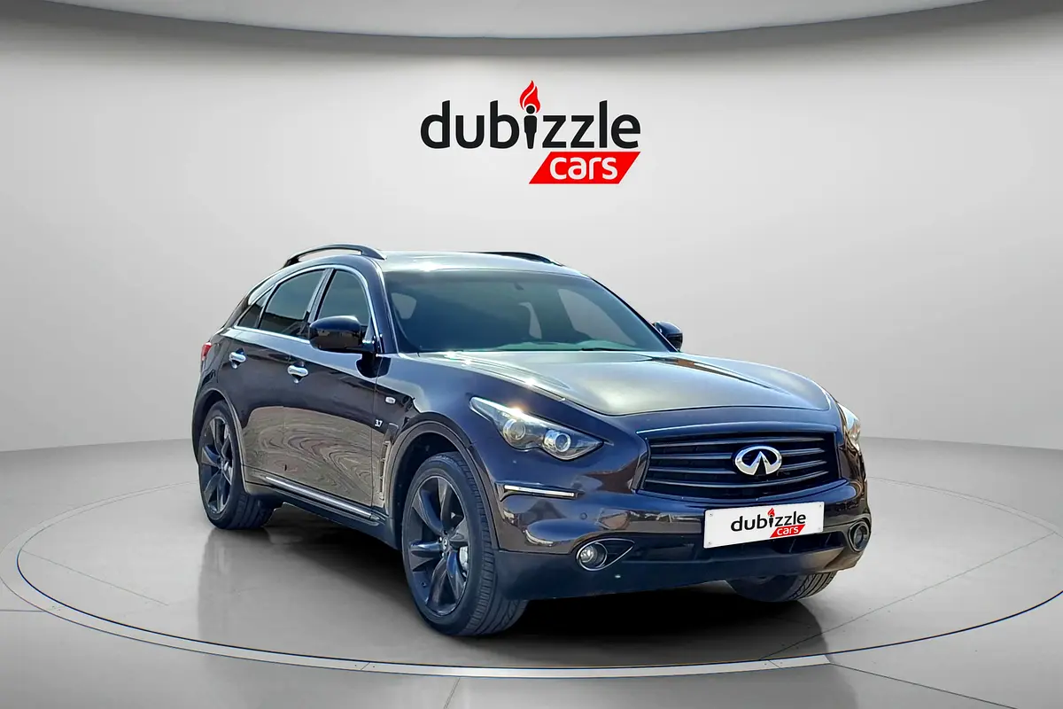 Infiniti QX70 2016 — photo 1 of 17