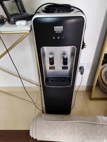 Watar dispenser new condition