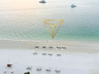 Luxury living I Beach access I Brand new
