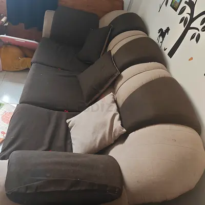 Comfortable Lounge Sofa with Cushions