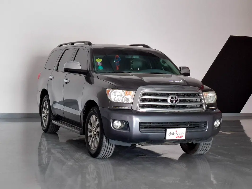 Toyota Sequoia 2013 — photo 1 of 15