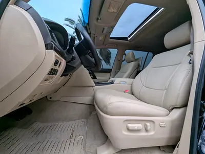 صورة 5 لـ 2015 Toyota LAND CRUISER