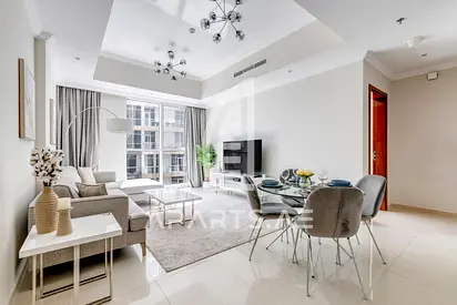 1BR Urban Elegance in the Heart of Downtown