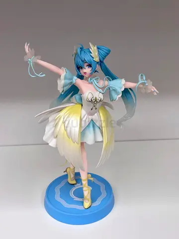 Miku figure