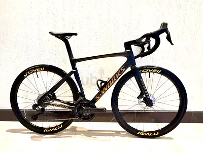 Speciallized S-Works- Full Carbon- Aerodynamic Road Bike Shimano ultegra-11 speed di2