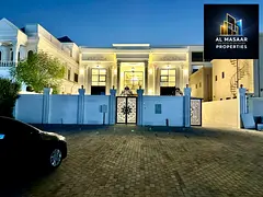 Classic villa with 6 master bedrooms, roof terrace, swimming pool, and internal elevator. Built-up a