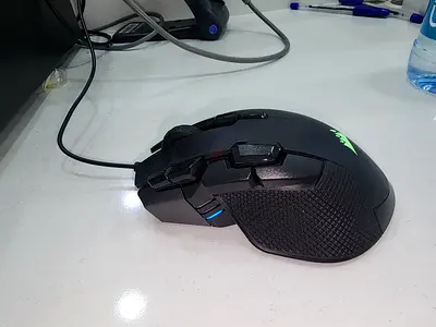 Gaming Mouse with Programmable Buttons
