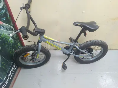 BMX kids stunt freestyle bike 16in wheel in good condition for sale