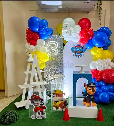 Balloons decorations services Available