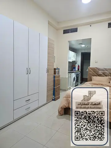 🏢 استوديو مفروش للبيع في أبراج اللؤلؤة-مؤجر بعائد ممتاز  فرصة استثمارية مميزة في موقع حيوي: بمساحة مناسبة وتصميم عملي 🔹 مطبخ شبه منفصل 🔹 تك