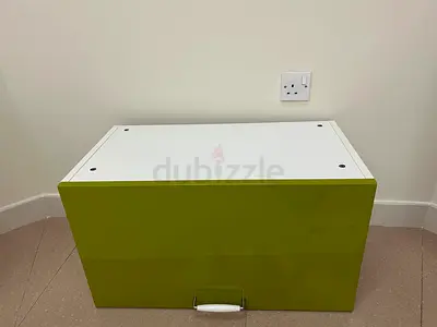 Green wall storage box