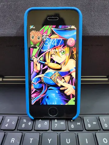 Apple iPod touch 32GB 6th gen