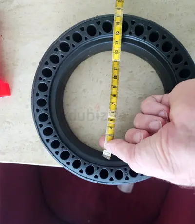 Scooter tire