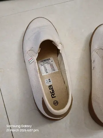 Casual Mens Sneakers in Beige size 45 - Brand new never worn