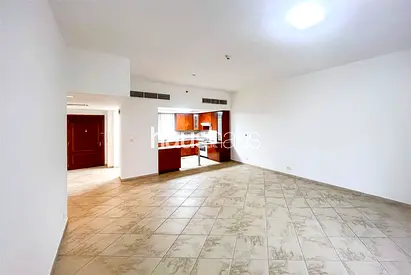 New Listing | Large Layout | Thriving Community