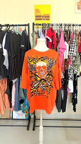 Y2K Graphic Skull Tshirt