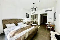 Vacant Now | 6 Cheques | Chiller Free