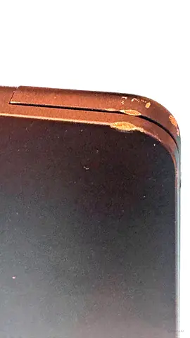 MacBook Air 2022 m2 chip with corner scratches