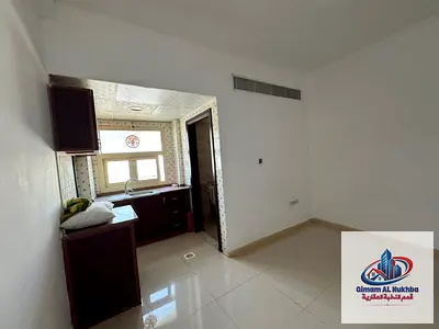 بالشارقة استوديو في القليعة، نظام تبريد وتكييف مركزي، غاز مركزي، تصميم عملي، الإيجار 17,000 درهم، 4 دفعات، تأمين شيك