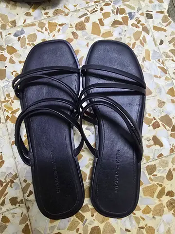 Stylish Black Flat Sandals