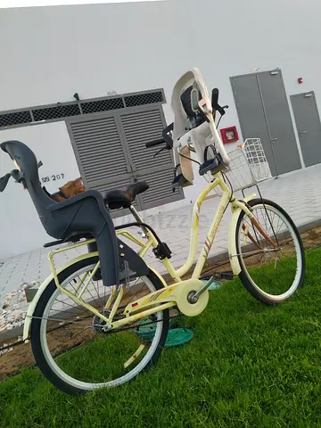 Preowned 24in Cruiser Classic Beach City Bike in perfect condition for sale