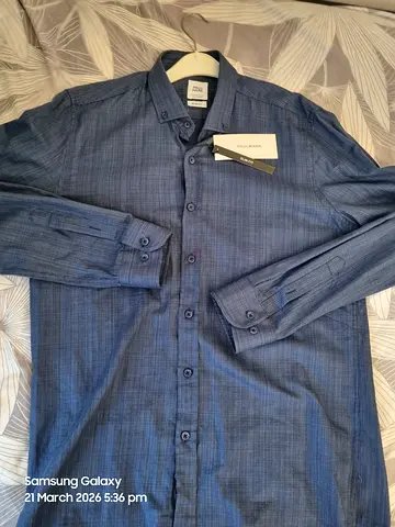 Stylish Blue Button-Up Shirt . Brand new never used. 100% Cotton, made in turkey