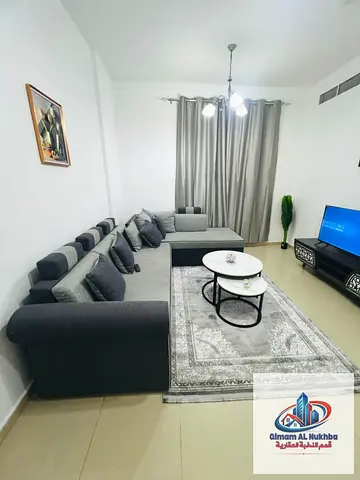 من اجمل وارقي غرفه وصاله للايجار الشهري باجمل مكان في الشارقه تشطيبات سوبر لوكس شقه جدا ممتازه شامل انترنت فقط