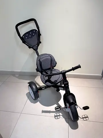 Lightweight Multifunctional Baby Tricycle